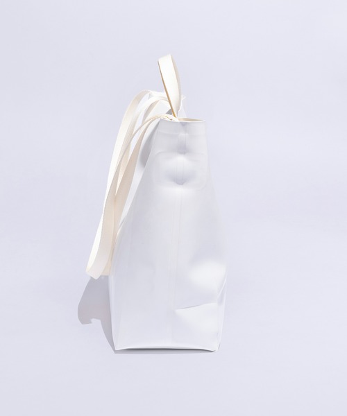 THE ART OF CARRYING(ジアートオブキャリング)の「【THE ART OF CARRYING】PAPER D(ショルダーバッグ・レディース・ホワイト/ブラック・FREE)」の3枚目の写真