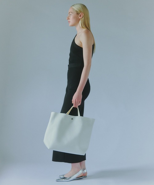 THE ART OF CARRYING(ジアートオブキャリング)の「【THE ART OF CARRYING】PAPER D(ショルダーバッグ・レディース・ホワイト/ブラック・FREE)」の13枚目の写真