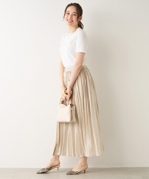 MICA&DEAL（マイカ＆ディール）の「シャイニープリーツスカート（スカート・レディース・カーキオリーブ/ライトベージュ/ライトブルー・FREE）」の4枚目の写真