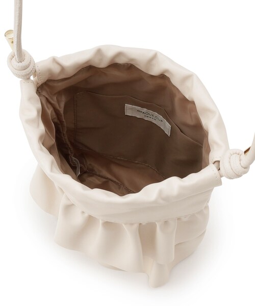 OPAQUE.CLIP（オペークドットクリップ）の「◆【長さ調整可能】合皮ティアードフリルミニショルダーバッグ（ショルダーバッグ・レディース・アイボリー/ブラック/チャコールグレー・00）」の9枚目の写真