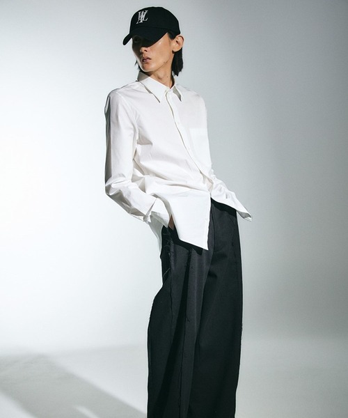 WOOALONG（ウアロン）の「★K-POPアイドル着用【UNISEX】WOOALONG／ロゴキャップ（キャップ・レディース・ブラック/ホワイト/ピンク/チャコール/ベージュ/モカ・FREE）」の8枚目の写真
