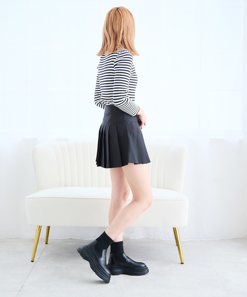 attagirl(アタガール)の「トラックソールニットブーツ(ブーツ・レディース・アイボリー/シルバー/ブラック・S/M/L/LL)」の16枚目の写真