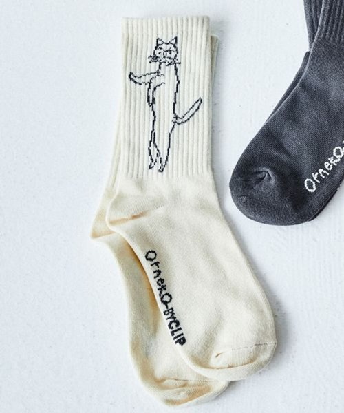 studio CLIP（スタディオクリップ）の「【Orneko BY CLIP】ネコ柄ソックス（ソックス/靴下・レディース・ホワイト/ピンク/チャコール・FREE）」の2枚目の写真