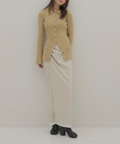 Reurie'（レウリィ）の「オリジナルサイドギャザーロングスリットスカート／original side gather long slit skirt ロング丈 Iライン タイト きれいめ 大人カジュアル レディライク シンプル オフィスカジュアルブラウン 茶 グレー ブラック 黒（スカート・レディース・グレー/ブラック/ブラウン/アイボリー・FREE）」の4枚目の写真