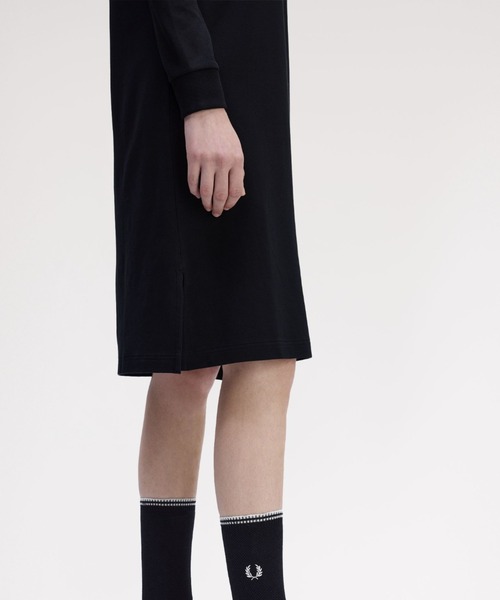 FRED PERRY（フレッドペリー）の「The Long Sleeve Fred Perry Shirt Dress／フレッドペリー長袖ポロシャツワンピース（ワンピース・レディース・ブラック/ダークブルー/ブラック系その他/ダークグレー・8/10）」の7枚目の写真