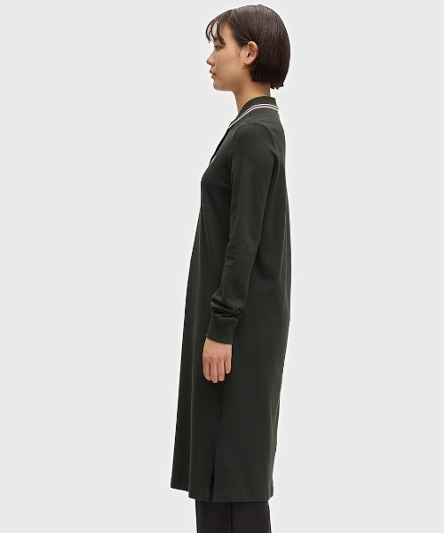 FRED PERRY(フレッドペリー)の「The Long Sleeve Fred Perry Shirt Dress/フレッドペリー長袖ポロシャツワンピース(ワンピース・レディース・ブラック/ダークブルー/ブラック系その他/ダークグレー・8/10)」の9枚目の写真