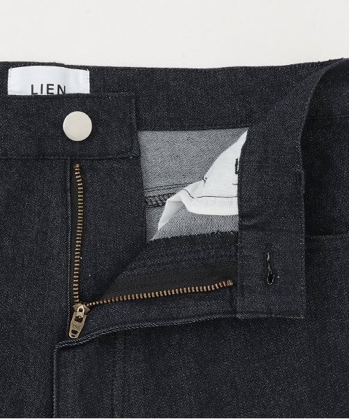 petit main LIEN（プティマインリアン）の「【親子リンク】ストレッチフレアパンツ（デニムパンツ・レディース・ブラック/ネイビー・S/M）」の5枚目の写真