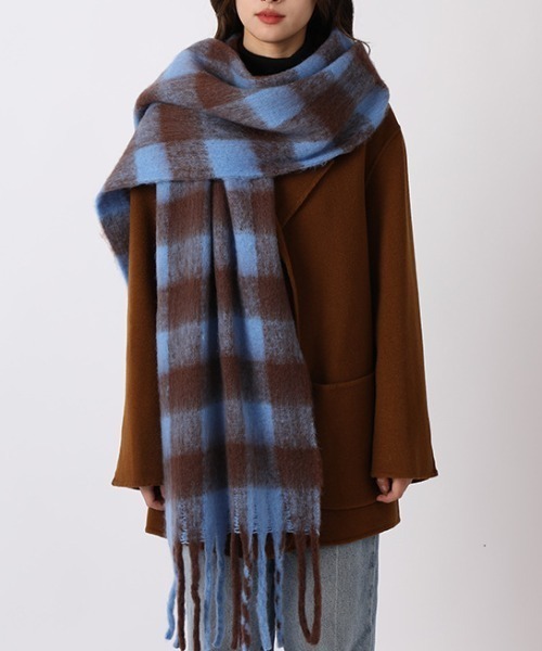 Vipoa（ヴィポア）の「配色チェックマフラー（マフラー・レディース・ブラック/ピンク/ブルー・FREE）」の4枚目の写真