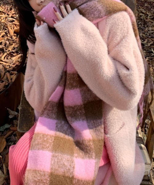 Vipoa（ヴィポア）の「配色チェックマフラー（マフラー・レディース・ブラック/ピンク/ブルー・FREE）」の16枚目の写真