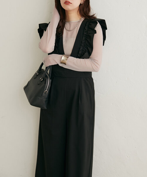 natural couture(ナチュラルクチュール)の「【WEB限定】異素材フリルVネックサロペ(その他パンツ・レディース・ブラウン/グレイッシュベージュ/ブラック・LARGE/MEDIUM)」の10枚目の写真