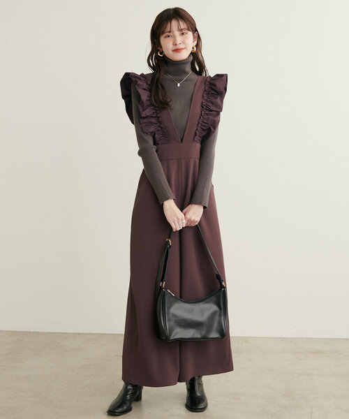 natural couture(ナチュラルクチュール)の「【WEB限定】異素材フリルVネックサロペ(その他パンツ・レディース・ブラウン/グレイッシュベージュ/ブラック・LARGE/MEDIUM)」の15枚目の写真