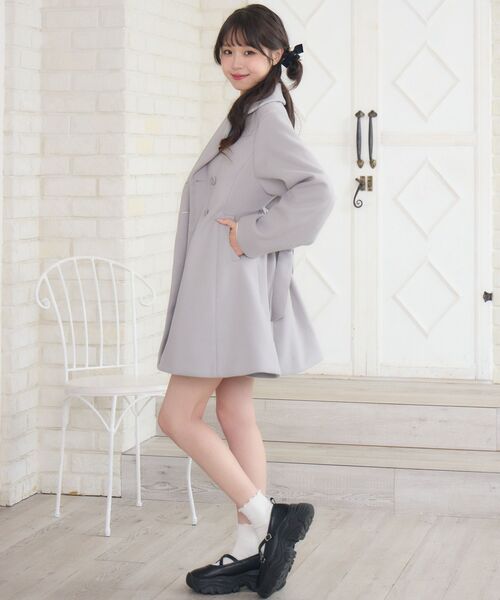 ems excite（エムズエキサイト）の「Fファー襟リボンコート（その他アウター・レディース・ナチュラル/ダークグレー/ライトグレー・FREE）」の16枚目の写真