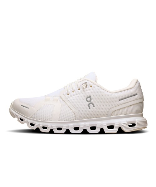 On（オン）の「ON/オン ランニング クッション CLOUD 6 クラウド 3WF10061200/3WF10061043/3WF10060299（スニーカー・レディース・ブラック/ホワイト/ブラック×ホワイト・24.0cm/23.0cm/26.5cm/25.5cm/24.5cm/23.5cm/26.0cm/25.0cm/22.0cm/22.5cm）」の5枚目の写真