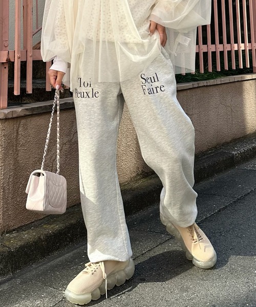 Alley Tokyo(アリートーキョー)の「プリントスエパン(スウェットパンツ・レディース・オートミール・FREE)」の12枚目の写真