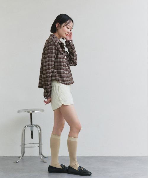 ad thie(アドティエ)の「ショート丈 チェックシャツ(シャツ/ブラウス・レディース・ブラック/ブラウン/ダークブラウン・FREE)」の12枚目の写真