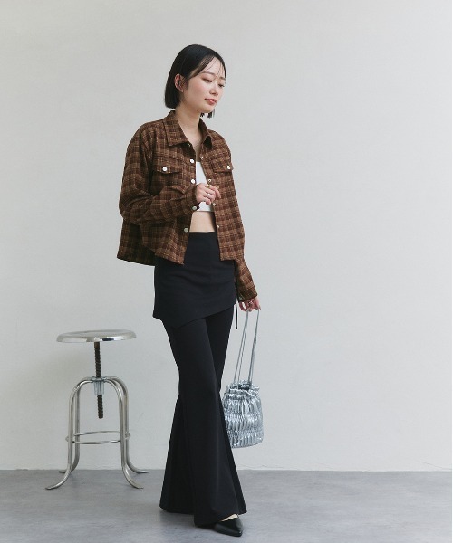 ad thie(アドティエ)の「ショート丈 チェックシャツ(シャツ/ブラウス・レディース・ブラック/ブラウン/ダークブラウン・FREE)」の20枚目の写真