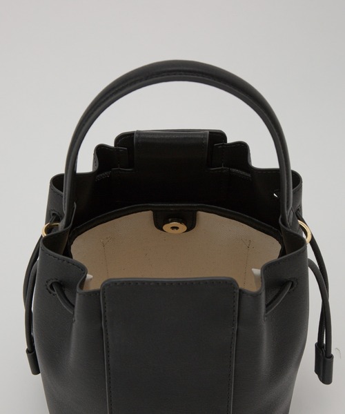 ROPE'(ロペ)の「RPロゴドロストミドルバッグ(ハンドバッグ・レディース・シルバー/ブラック/ホワイト/ベージュ系その他/ブラウン系その他・FREE)」の8枚目の写真