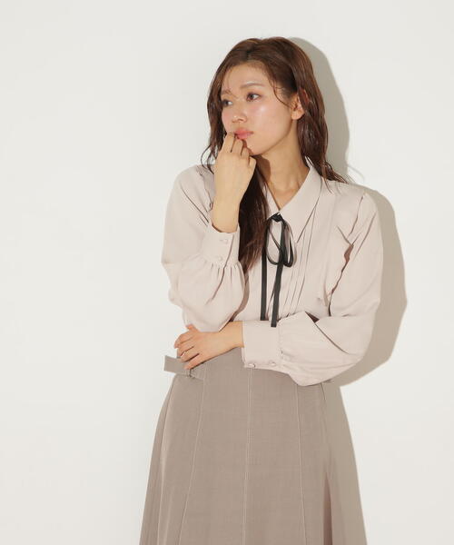 JILL by JILL STUART（ジルバイジルスチュアート）の「リボン付きピンタックブラウス（シャツ/ブラウス・レディース・ブルー/ピンク/ホワイト系その他・FREE）」の14枚目の写真