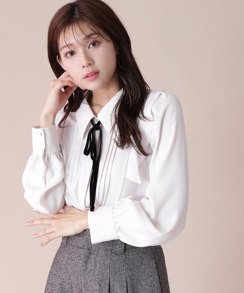 JILL by JILL STUART（ジルバイジルスチュアート）の「リボン付きピンタックブラウス（シャツ/ブラウス・レディース・ブルー/ピンク/ホワイト系その他・FREE）」の7枚目の写真