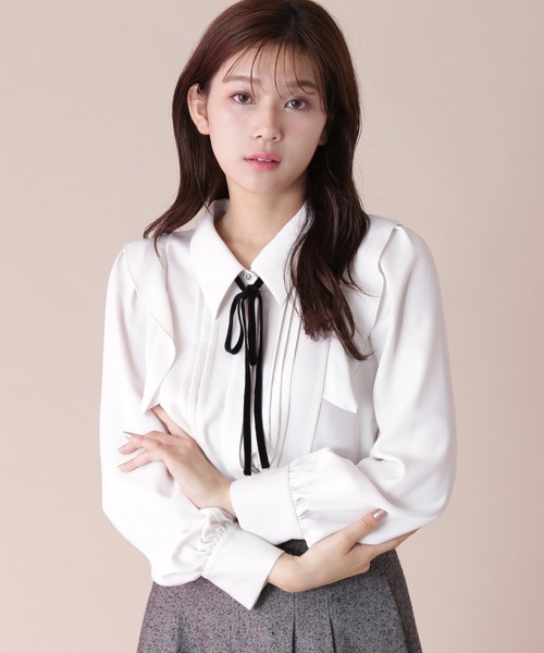 JILL by JILL STUART（ジルバイジルスチュアート）の「リボン付きピンタックブラウス（シャツ/ブラウス・レディース・ブルー/ピンク/ホワイト系その他・FREE）」の8枚目の写真