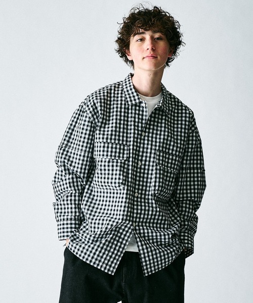 417 EDIFICE（フォーワンセブンエディフィス）の「【ZOZO限定】デタッチャブル ハンティングシャツ（シャツ/ブラウス・メンズ・グリーン/ブラック/オレンジ系その他/ブルー系その他/ブラック×ホワイト・S/M/L/XL）」の3枚目の写真