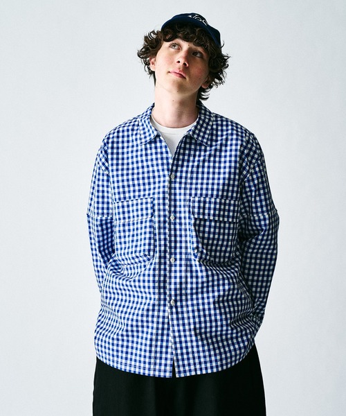 417 EDIFICE（フォーワンセブンエディフィス）の「【ZOZO限定】デタッチャブル ハンティングシャツ（シャツ/ブラウス・メンズ・グリーン/ブラック/オレンジ系その他/ブルー系その他/ブラック×ホワイト・S/M/L/XL）」の4枚目の写真