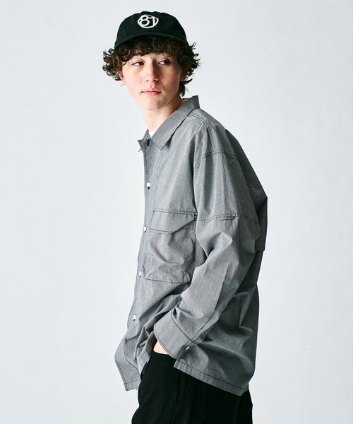 417 EDIFICE（フォーワンセブンエディフィス）の「【ZOZO限定】デタッチャブル ハンティングシャツ（シャツ/ブラウス・メンズ・グリーン/ブラック/オレンジ系その他/ブルー系その他/ブラック×ホワイト・S/M/L/XL）」の7枚目の写真