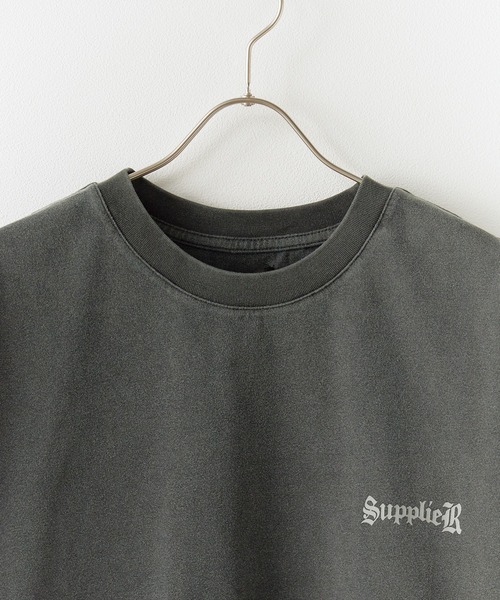 SUPPLIER（サプライヤー）の「SUPPLIER/サプライヤー Vintage Wash Melt Cross Rhinestone Tee Tシャツ（Tシャツ/カットソー・メンズ・ベージュ/ブラック・M/L/XL）」の5枚目の写真