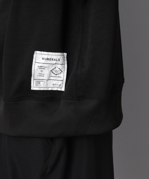 NUMERALS（ヌメラルズ）の「【NUMERALS】ナンバーロゴスウェット（スウェット・メンズ・ブラック/オフホワイト/カーキ・SMALL/MEDIUM/LARGE）」の18枚目の写真