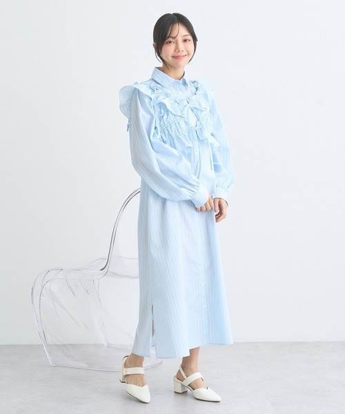 earth music&ecology（アースミュージックアンドエコロジー）の「SET2点シャーリングビスチェ＋シャツワンピース（シャツワンピース・レディース・オフホワイト/ブルー/イエロー・FREE）」の5枚目の写真