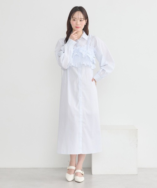 earth music&ecology（アースミュージックアンドエコロジー）の「SET2点シャーリングビスチェ＋シャツワンピース（シャツワンピース・レディース・オフホワイト/ブルー/イエロー・FREE）」の17枚目の写真