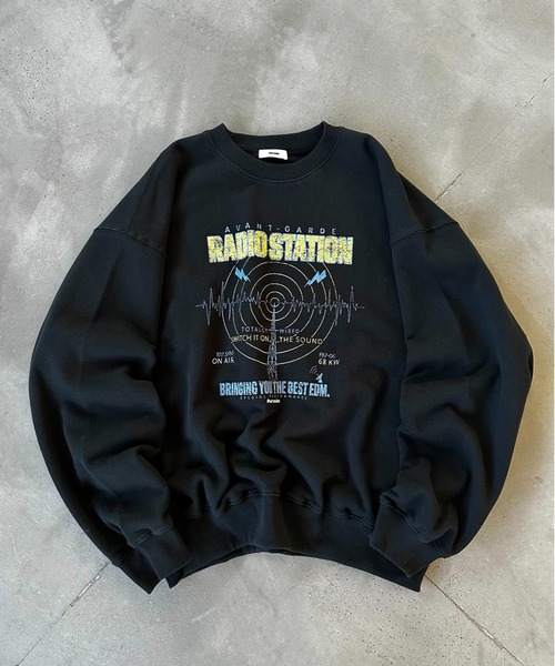 Perushu(ペルーシュ)の「Retro assort print draw code sweat レトロアソートプリントドローコードスウェット(スウェット・メンズ・ブラック/ライトグレー/レッド/ネイビー・LARGE/MEDIUM)」の1枚目の写真