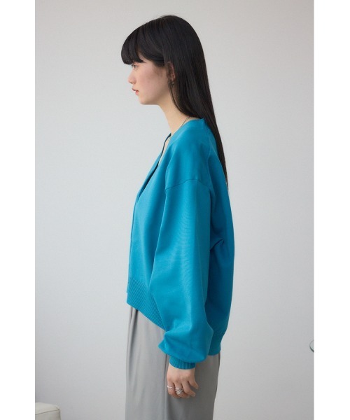 AZUL by moussy(アズールバイマウジー)の「コクーンシルエットカーディガン(カーディガン/ボレロ・レディース・アイボリー/ブラック/ブルー・SMALL/MEDIUM)」の9枚目の写真