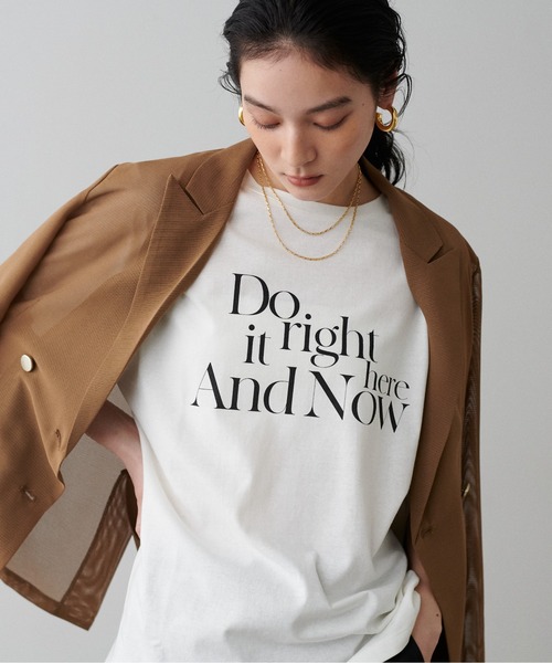 LARUTA(ラルータ)の「【LARUTA】汗染み防止バックスリットロゴT(Tシャツ/カットソー・レディース・ライトグレー/ブラウン/オフホワイト/スミクロ・FREE)」の2枚目の写真