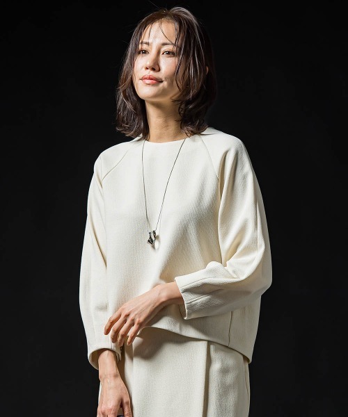 LAUTREAMONT(ロートレアモン)の「フォルムスリーブカットソー≪セットアップ対応/洗濯機で洗える≫(Tシャツ/カットソー・レディース・ブラック/オフホワイト・9号)」の1枚目の写真