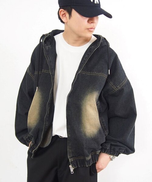 WHO'S WHO gallery（フーズフーギャラリー）の「【UNISEX/ユニセックス】ヴィンテージライクデニムフードジップブルゾン（ブルゾン・レディース・ブラック/ライトグレー/ネイビー・FREE）」の2枚目の写真