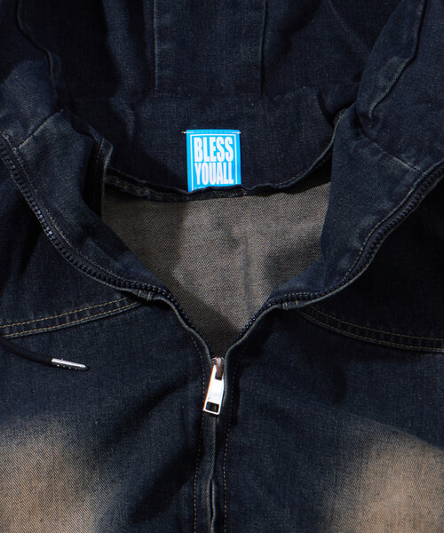 WHO'S WHO gallery（フーズフーギャラリー）の「【UNISEX/ユニセックス】ヴィンテージライクデニムフードジップブルゾン（ブルゾン・レディース・ブラック/ライトグレー/ネイビー・FREE）」の8枚目の写真