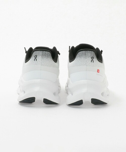 UNITED ARROWS（ユナイテッドアローズ）の「＜On＞ Cloudtilt/クラウドティルト/スニーカー（スニーカー・メンズ・オフホワイト・27cm/26cm/27.5cm/28cm）」の9枚目の写真