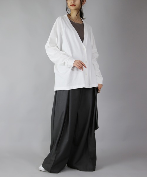 and it_（アンドイット）の「ワイドシルエットカーディガン（カーディガン/ボレロ・レディース・アイボリー/ブラック/モカ/ロイヤルブルー/ナチュラル・M-L）」の6枚目の写真
