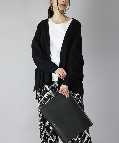 and it_（アンドイット）の「ワイドシルエットカーディガン（カーディガン/ボレロ・レディース・アイボリー/ブラック/モカ/ロイヤルブルー/ナチュラル・M-L）」の12枚目の写真