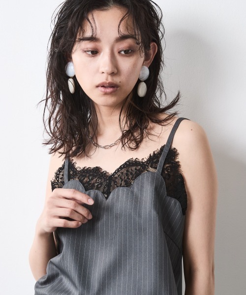 CHIC STYLE（シックスタイル）の「ストライプキャミソール＜大きいサイズ有＞シックスタイル（キャミソール・レディース・グレー系/ブラック系・L/M/5L/4L/3L/LL）」の2枚目の写真