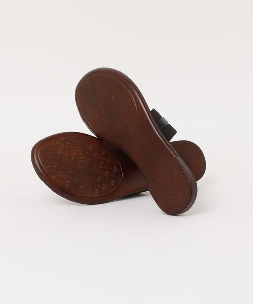 ITALIAN SHOEMAKERS(イタリアンシューメーカー)の「【ITALIAN SHOEMAKERS】スクエアメタルトングミュール(952320)(サンダル・レディース・ベージュ系その他/ブラック系その他・35/36/37/38/39)」の4枚目の写真
