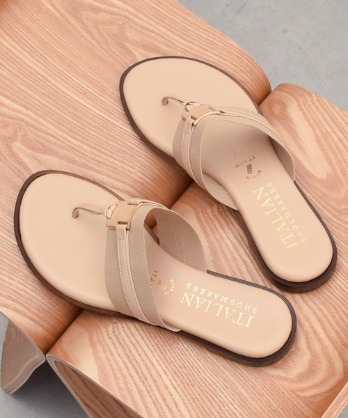 ITALIAN SHOEMAKERS(イタリアンシューメーカー)の「【ITALIAN SHOEMAKERS】スクエアメタルトングミュール(952320)(サンダル・レディース・ベージュ系その他/ブラック系その他・35/36/37/38/39)」の2枚目の写真