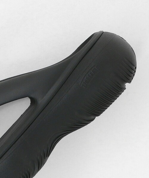 TAW&TOE（トーアンドトー）の「＜TAW&TOE＞ZEROVITY Plumpy サンダル（サンダル・レディース・ブラック/クリーム・25cm/22cm/23cm/24cm）」の17枚目の写真