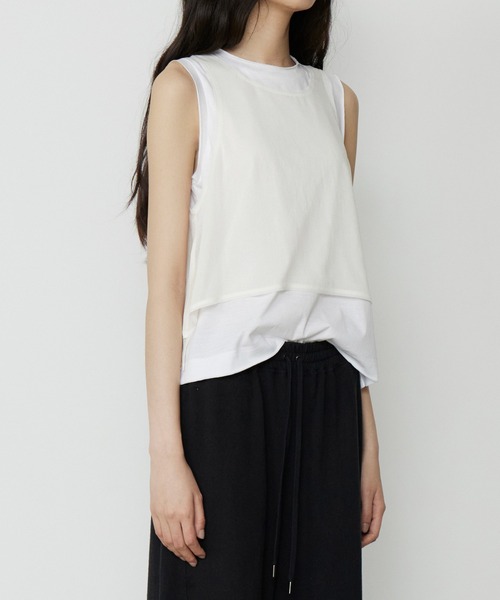 LE CIEL BLEU(ルシェルブルー)の「シフォン x コットンタンクトップ / Chiffon x Cotton Tank Top(Tシャツ/カットソー・レディース・オフホワイト/ブラック/ライトグリーン・36)」の6枚目の写真