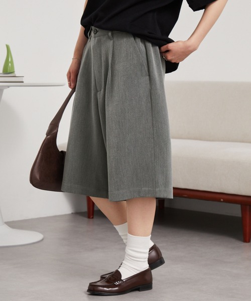 momo【美品】 ジャンプワン ハーフパンツ ブラック 48 ワイドシルエットタックバミューダショーツ MONO-MART│MONO
