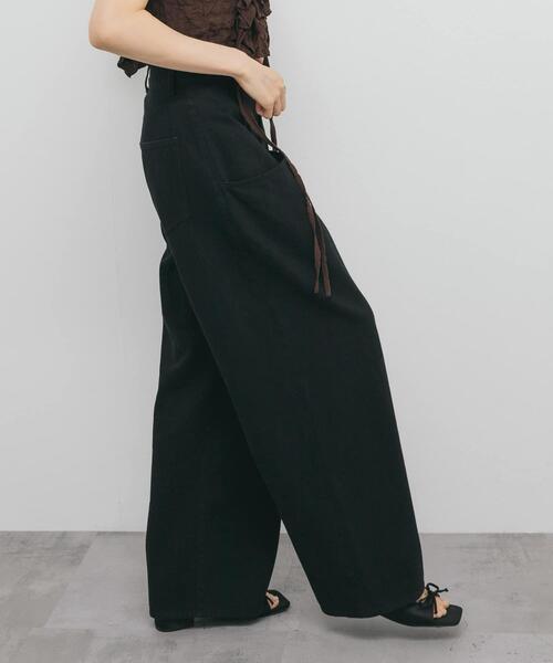 KBF(ケイビーエフ)の「『3サイズ展開』BIGポケットデザインツイルパンツ(その他パンツ・レディース・ブラック/アイボリー/ベージュ・38/36/34)」の10枚目の写真