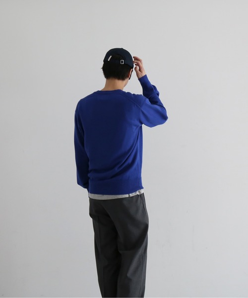 KAIKO(カイコー)の「KAIKO V neck sweater(ニット/セーター・メンズ・ブラック/ブルー/グレー/レッド・1/2/3/4)」の21枚目の写真