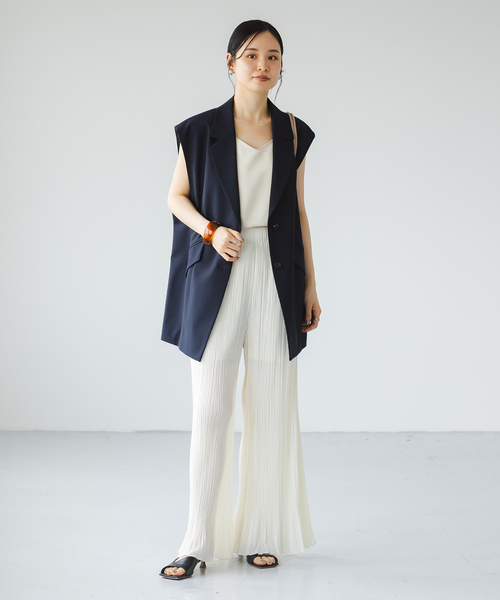 Noble（ノーブル）の「コクーンシルエットオーバージレ（ベスト・レディース・ベージュ/ネイビー・FREE）」の16枚目の写真