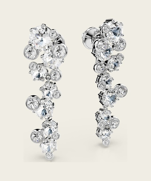 SWAROVSKI(スワロフスキー)の「【公式】【スワロフスキー】Constella ドロップピアス, ミックスカット, ホワイト, ロジウム・プレーティング(ピアス(両耳用)・レディース・ホワイト・ONESIZE)」の4枚目の写真
